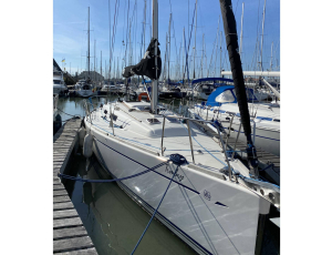 Парусная яхта Tomboy | Dufour 34