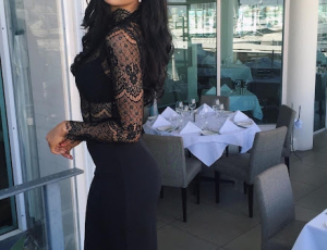 مرافقة مرافقة في دبي