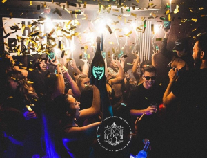 CIRQUE LE SOIR