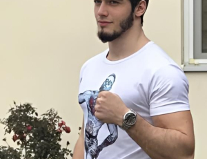 I’m a bi guy, 25 years old. I can make you happy ?You cover the taxi, and I’ll bring the pleasure, joy, and harmony. I’m here only for a short time. I’m originally from Chechnya — a very hot and passionate guy ??????If you’re interested, let me know. Cont