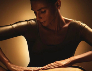 Массажистка в эротический салон