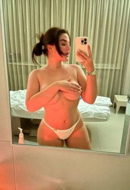 Escort model Rita v Dubai