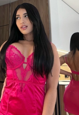Escort model Aicha in Düsseldorf