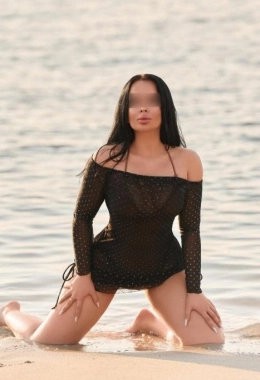 Escort model Isabella in Almaty