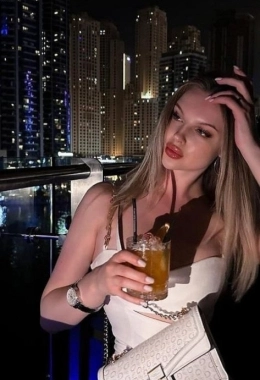 Escort model Sandra in Astana