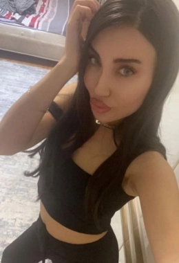 Escort model Sonya in Baku