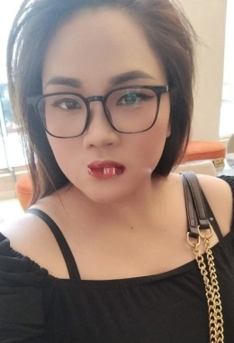 Escort model Nusa in Manama