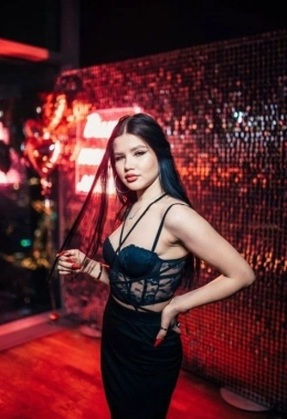 Escort model Agniya in Saint Petersburg