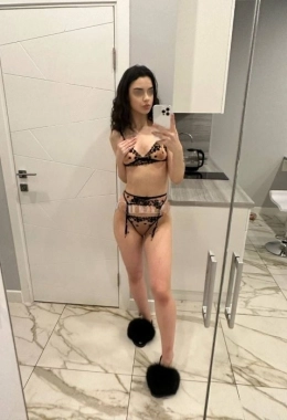 Escort model Vitalinka in Saint Petersburg
