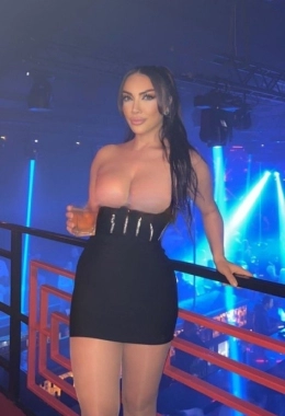 Escort model Arzu in Kyrenia