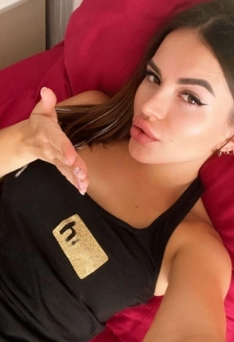 Escort model Maryana Rose in Beirut