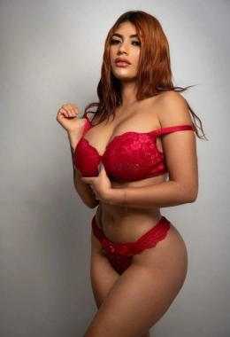 Escort model Abby in Bugibba