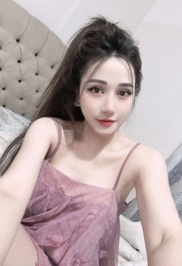 Escort model Kitty in Dubai