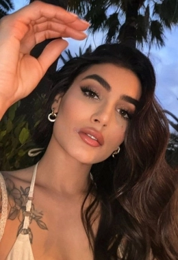 Escort model Melissa in Cannes