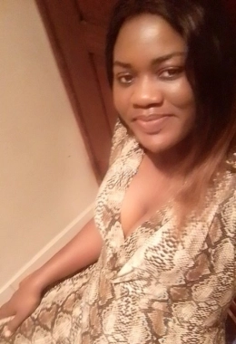 Escort model Naija in Douala
