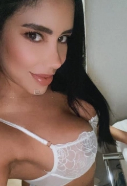 Escort model Laura in Panama City