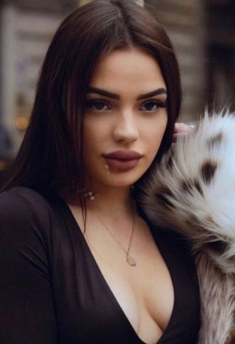 Escort model Milana in Yerevan