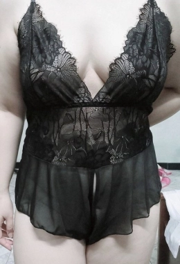 Escort model Huong Tran in Ho Chi Minh Saigon