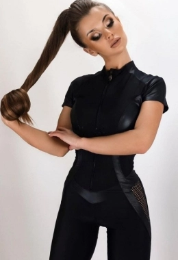 Escort model Zara in Savyon