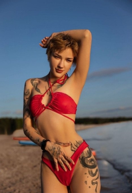 Escort model Elya in Dubai