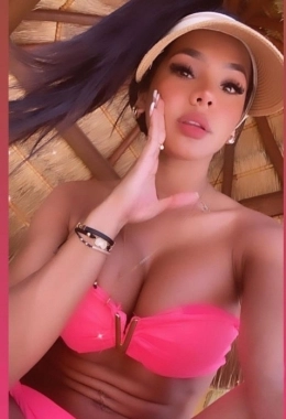 Escort model Mia in Marbella