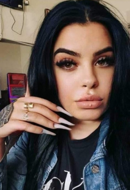 Escort model Sarah in Tenerife