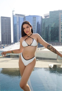 Escort model Djeni in Warsaw