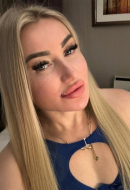 Escort model Sujana in Reykjavik