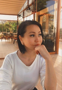 Escort model Alida in Bishkek