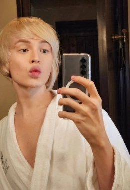 Escort model Damian in Dubai