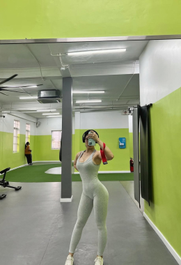 卯月はんなUdzuki hanna