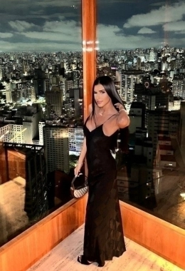 Escort model Lua in Toulon