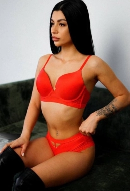 Escort model Alina in Herzliya