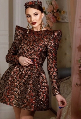 Escort model Isabella in Yekaterinburg