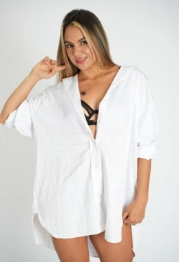 Escort model Ariana in Ibiza