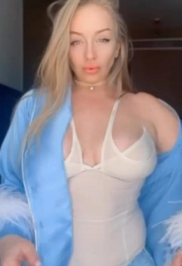 Escort model Antuanna in Dubai