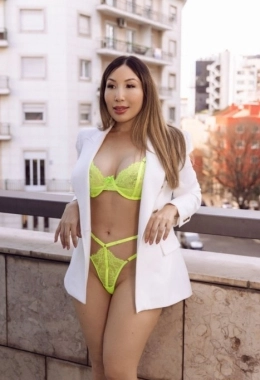 Escort model Yu Ferracini in Saint Julian