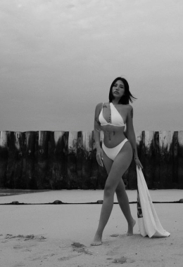 Escort model Jess in Doha